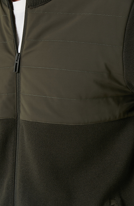 Haki Dik Yaka Triko Mont