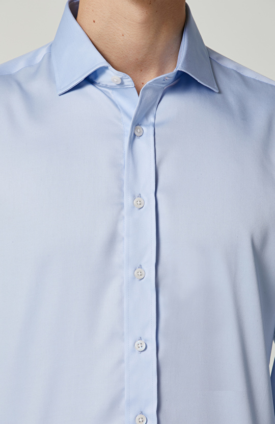 Non-Iron Açık Mavi Yarım İtalyan Yaka Gömlek