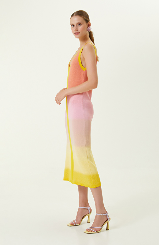 Pembe Degradeli Triko Elbise