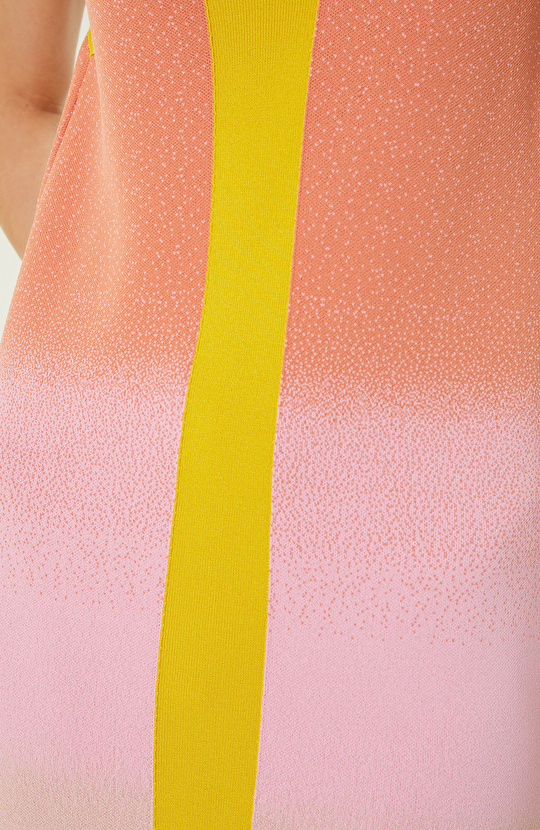 Pembe Degradeli Triko Elbise