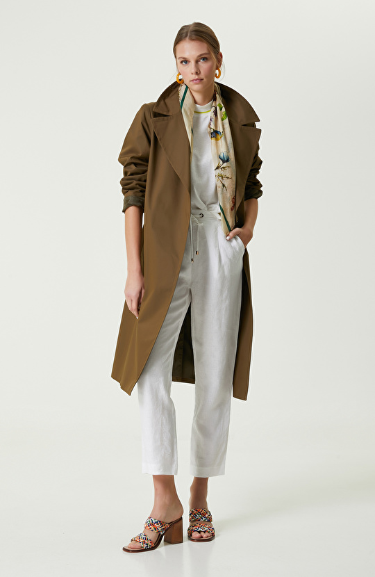 Kırık Beyaz Ribana Yakalı T-Shirt