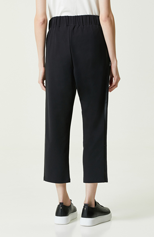 N-Tech Siyah Düz Paça Yan Cep Fermuarlı Eşofman