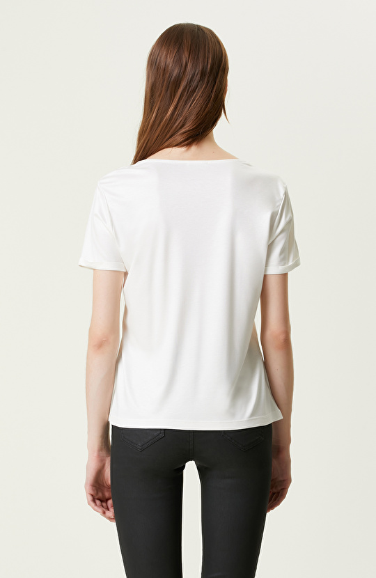 Ekru Kısa Kollu V Yaka T-shirt