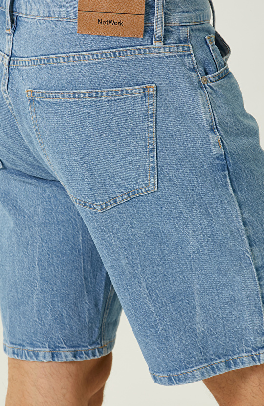 Açık Mavi Düz Paça Denim Şort