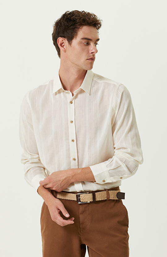 Bej Çizgili Klasik Yaka Gömlek