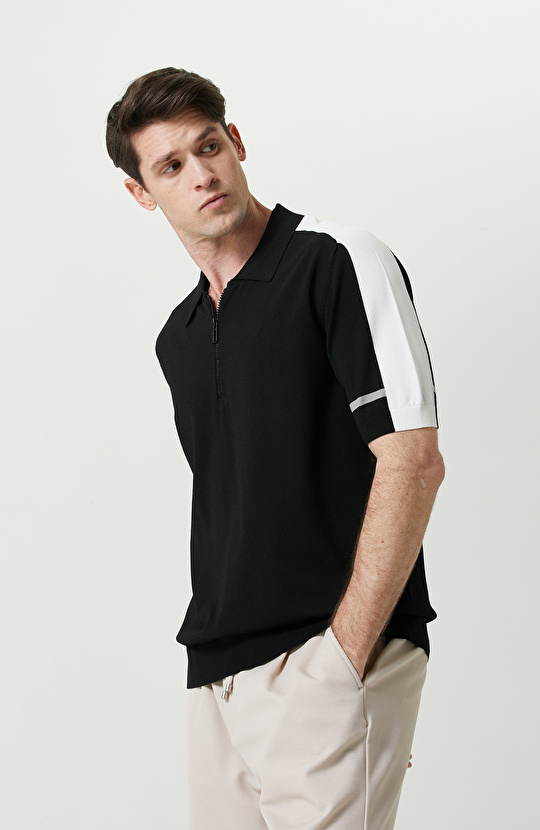 Siyah Beyaz Kısa Kollu Polo Yaka Kazak