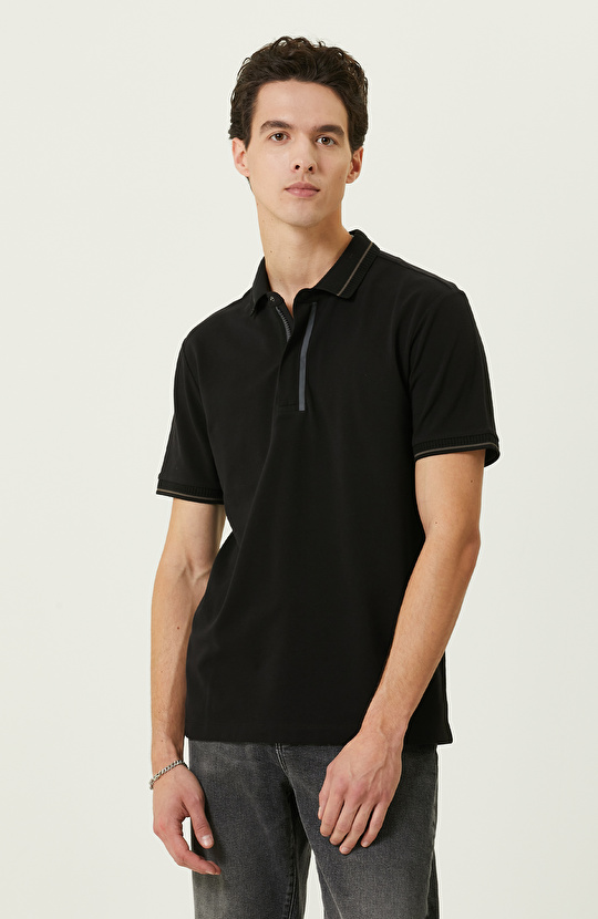 Siyah Fermuarlı Polo Yaka T-Shirt