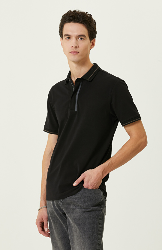 Siyah Fermuarlı Polo Yaka T-Shirt