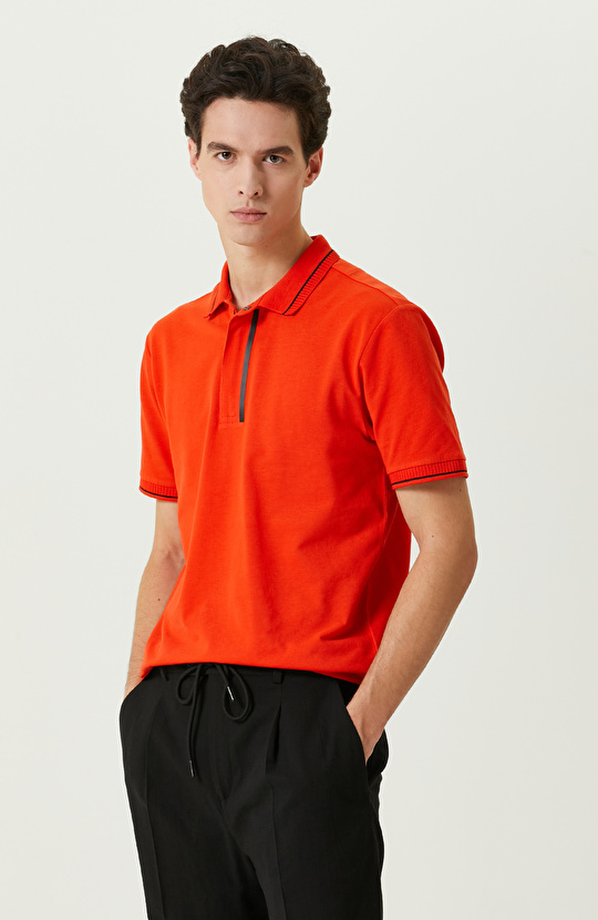 Turuncu Fermuarlı Polo Yaka T-Shirt
