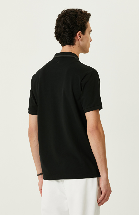 Siyah Baskılı Fermuarlı Polo Yaka T-Shirt