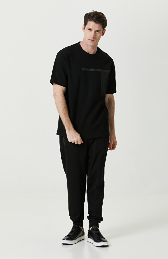 Kısa Kollu Düz Siyah T-Shirt