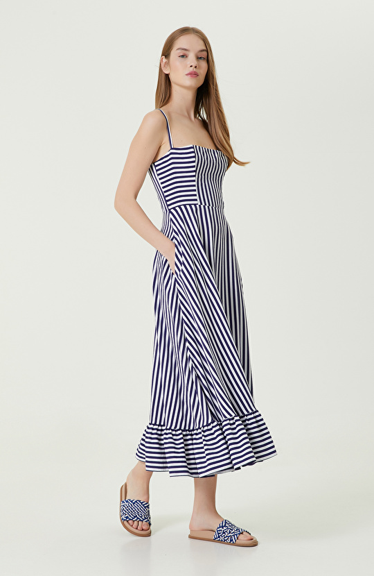 Beyaz-Lacivert Çizgili Elbise