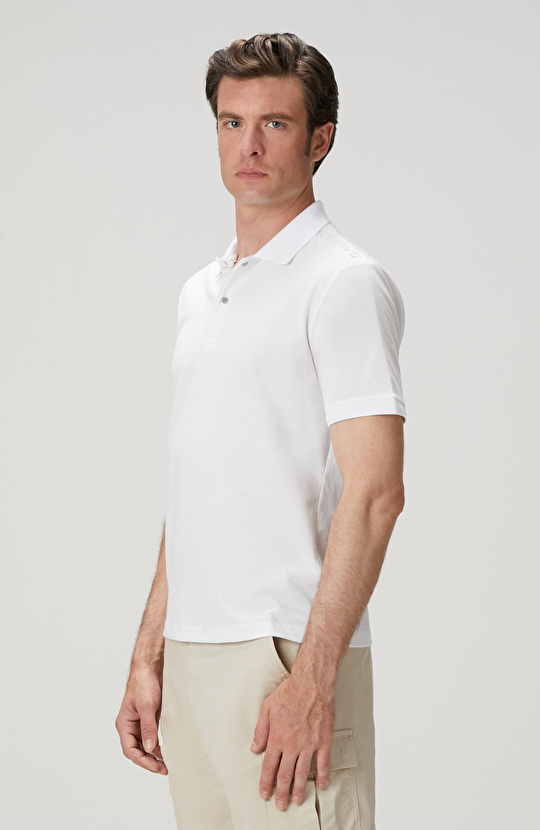Beyaz Polo Yaka T-shirt