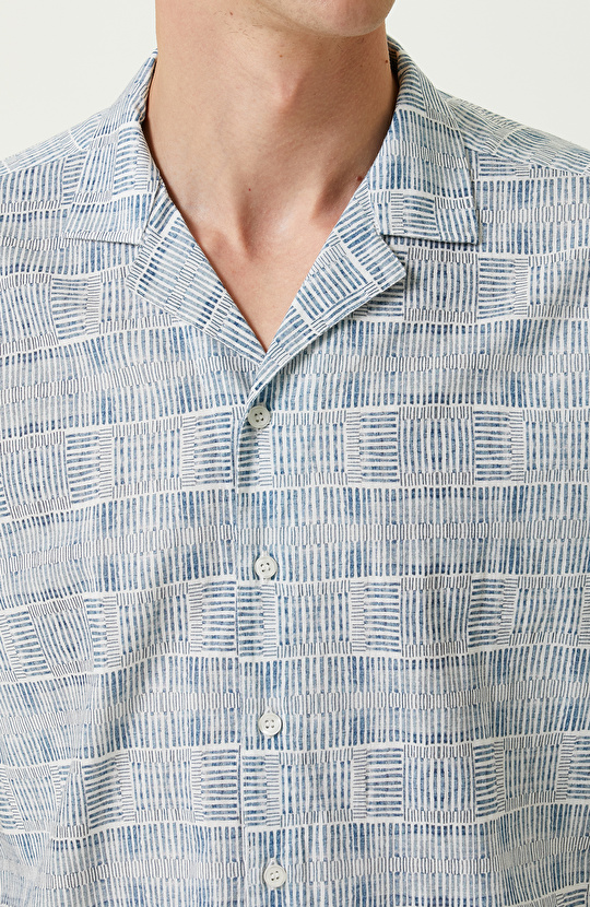 Mavi Beyaz Pamuklu Kısa Kollu Gömlek