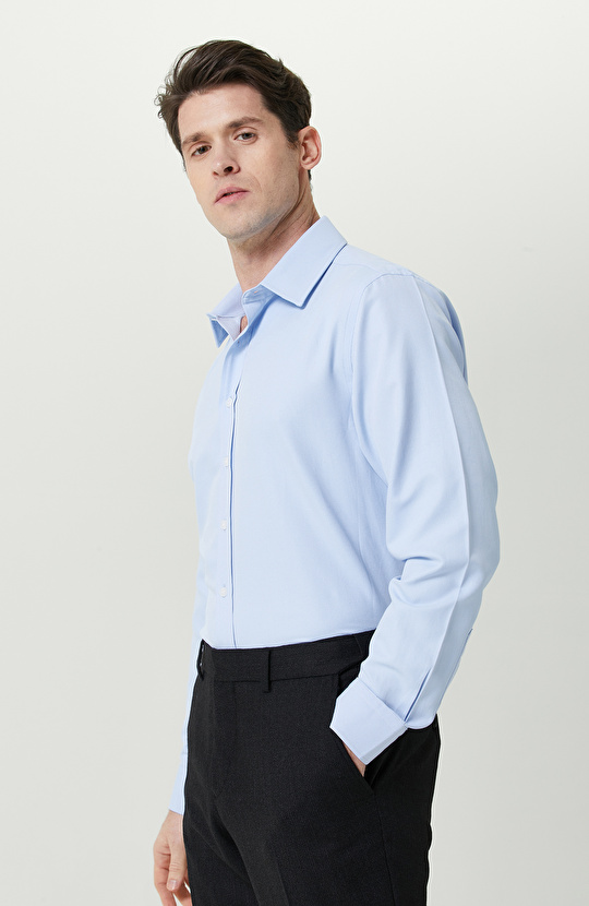 Açık Mavi Klasik Yaka Uzun Kollu Gömlek