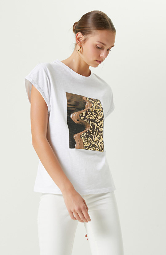 Beyaz Bisiklet Yaka Kısa Kollu Tshirt