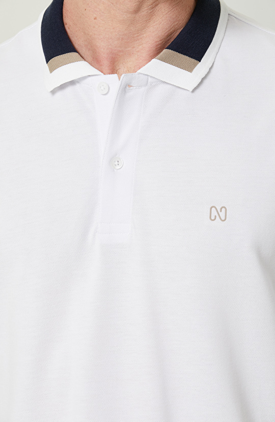 Kısa Kollu Beyaz Polo Yaka Tshirt