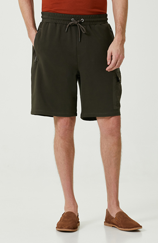 Haki Düz Paça Şort