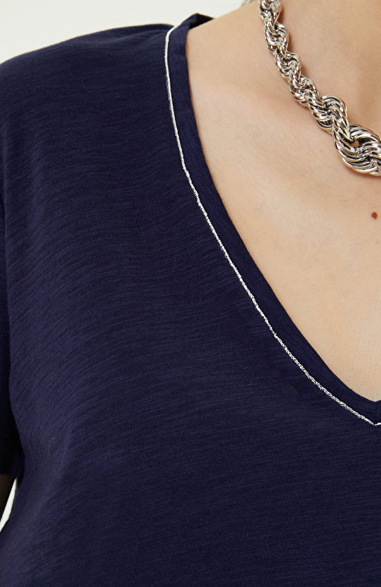 Lacivert V Yaka Kısa Kollu Tshirt