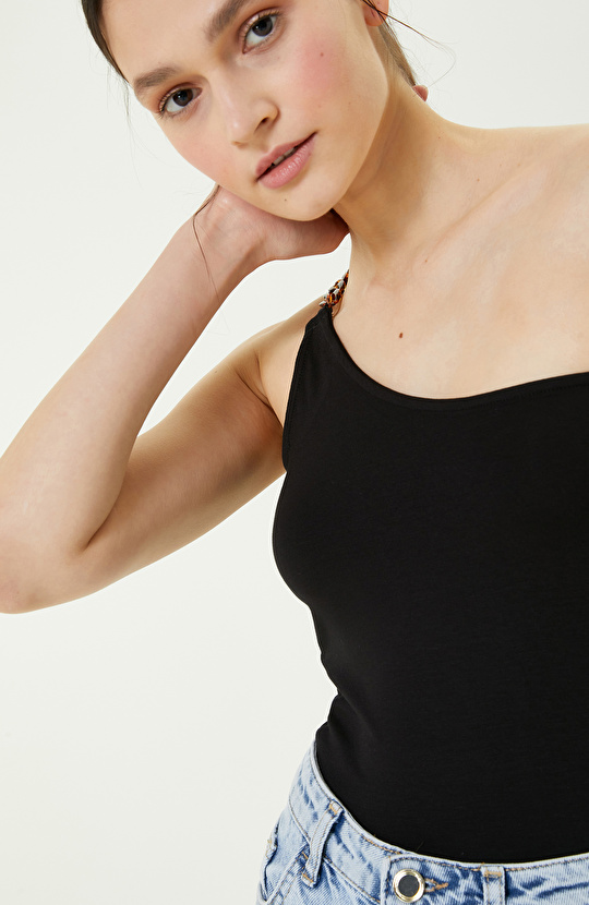 Tek Omuz Yaka Siyah Tshirt