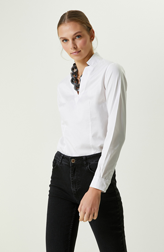 Beyaz Dokuma Hakim Yaka Gömlek