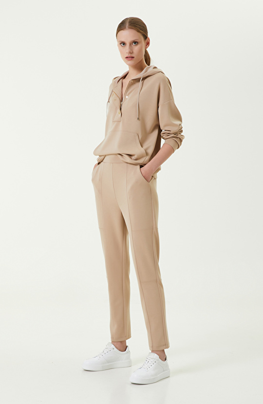 Fermuar Detaylı Bej Sweatshirt