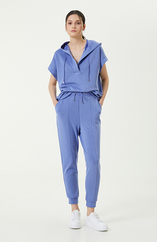 Mavi V Yaka Kısa Kollu Sweatshirt