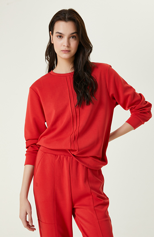 Bisiklet Yaka Kırmızı Sweatshirt