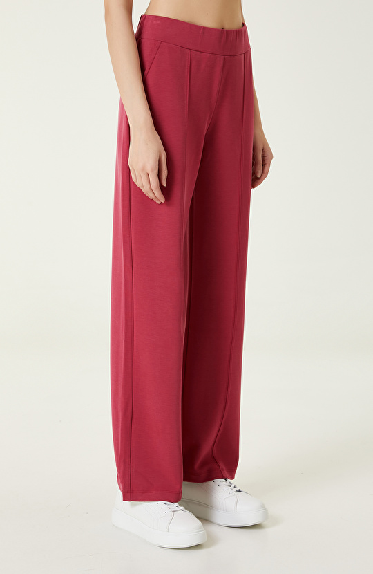 Vişne Bol Paça Eşofman