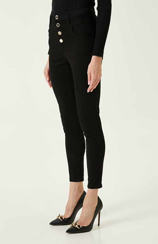 Düğme Detaylı Siyah Denim Pantolon