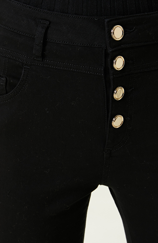 Düğme Detaylı Siyah Denim Pantolon