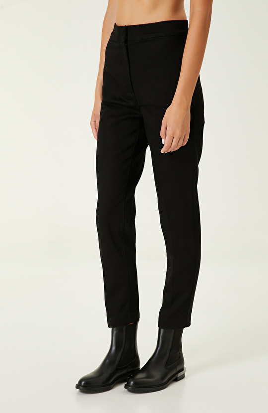 Siyah Crop Denim Pantolon