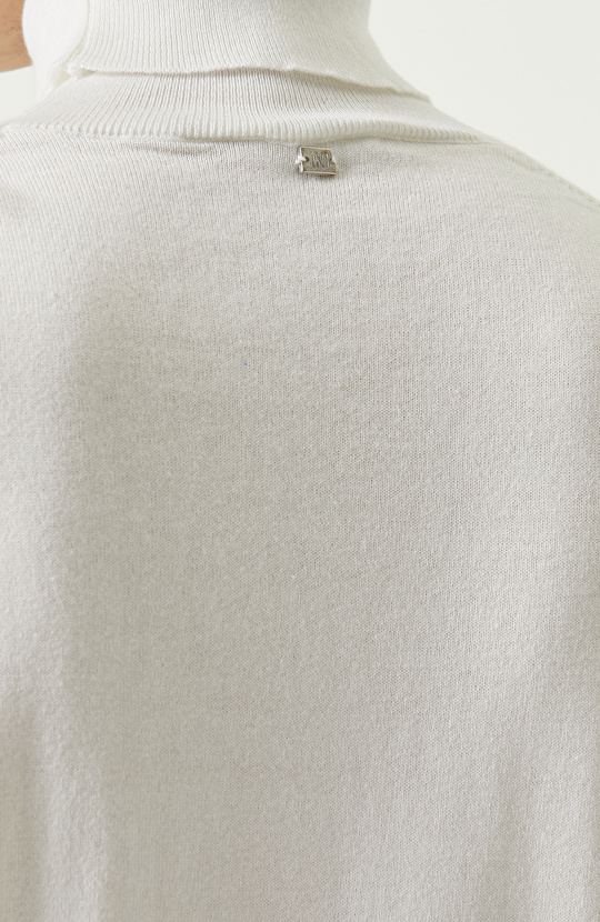 Ekru Balıkçı Yaka Uzun Kollu Kazak