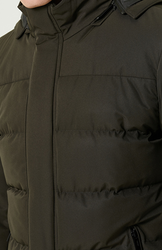 Haki Kapitoneli Kaban