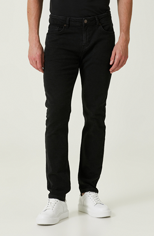 Düz Paça Denim Siyah Pantolon