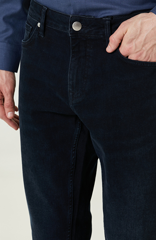 Düz Paça Lacivert Denim Pantolon