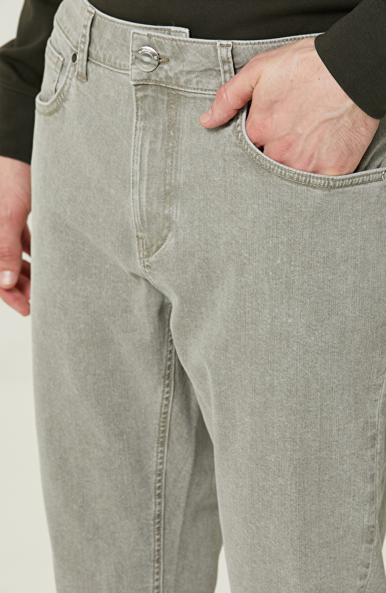 Düz Paça Haki Denim Pantolon