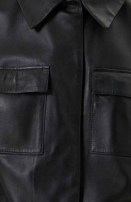 Gömlek Yaka Siyah Deri Mont