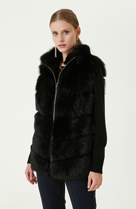 Dik Yaka Siyah Kolsuz Yelek