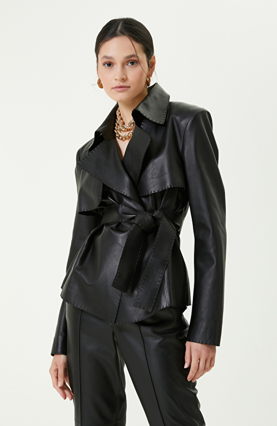 Kemerli Siyah Deri Ceket