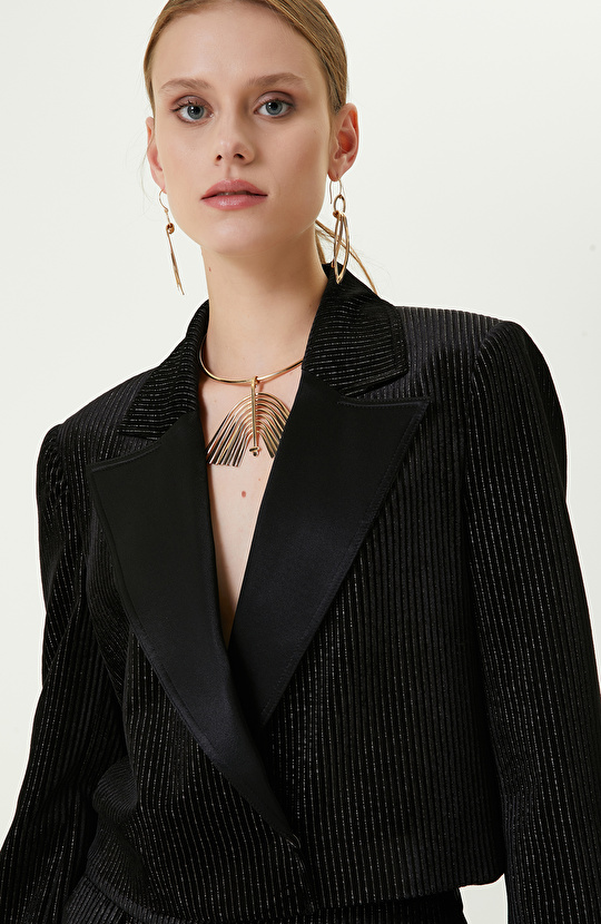 Kadife Siyah Crop Blazer Ceket