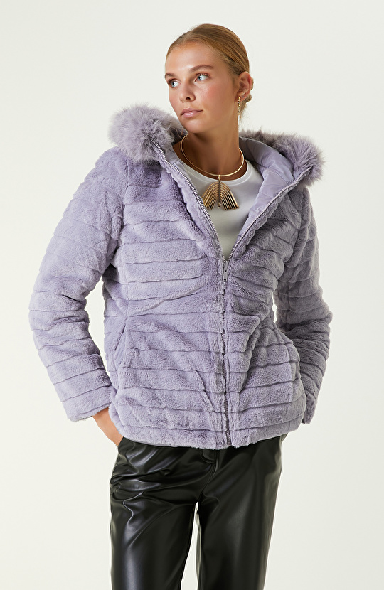 Lila İçi Suni Kürklü Mont