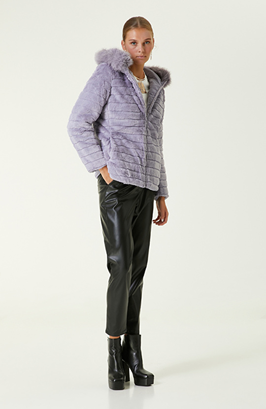 Lila İçi Suni Kürklü Mont