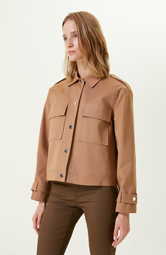 Bej Omuzda Apoletli Mont