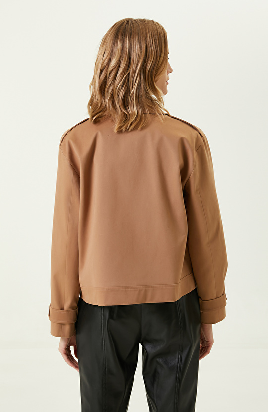 Bej Omuzda Apoletli Mont