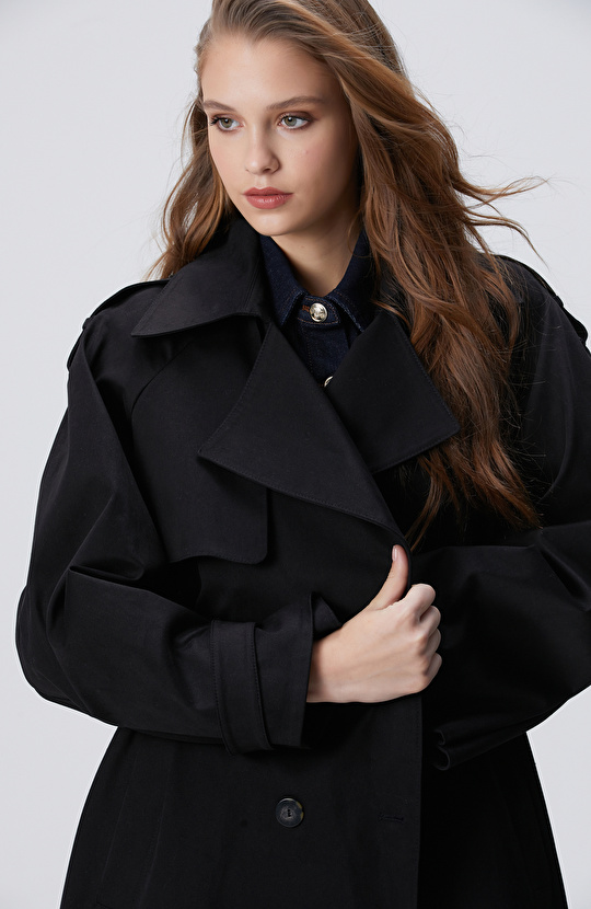 Siyah Dokuma Kemerli Trençkot