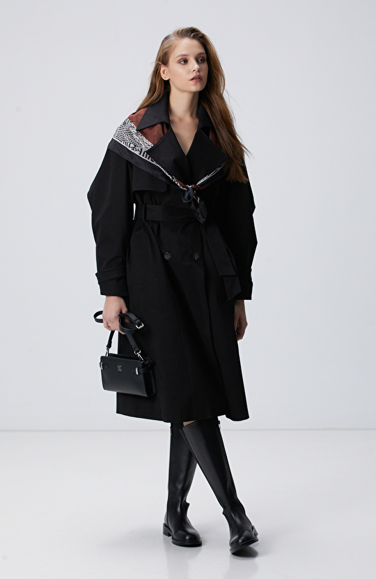 Siyah Dokuma Kemerli Trençkot