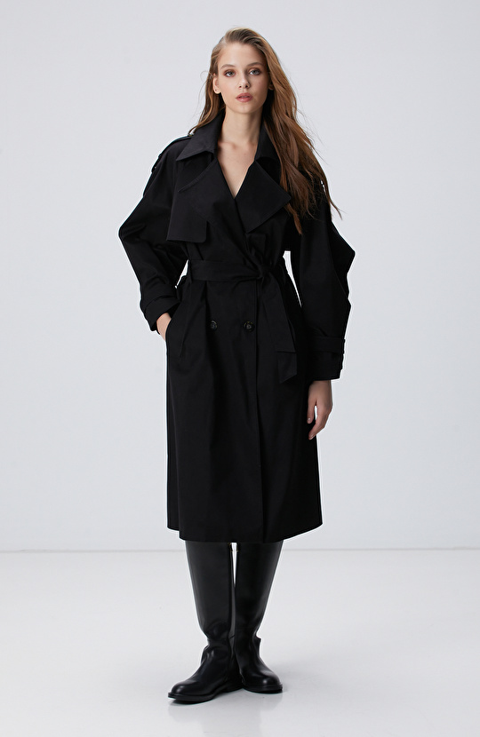 Siyah Dokuma Kemerli Trençkot