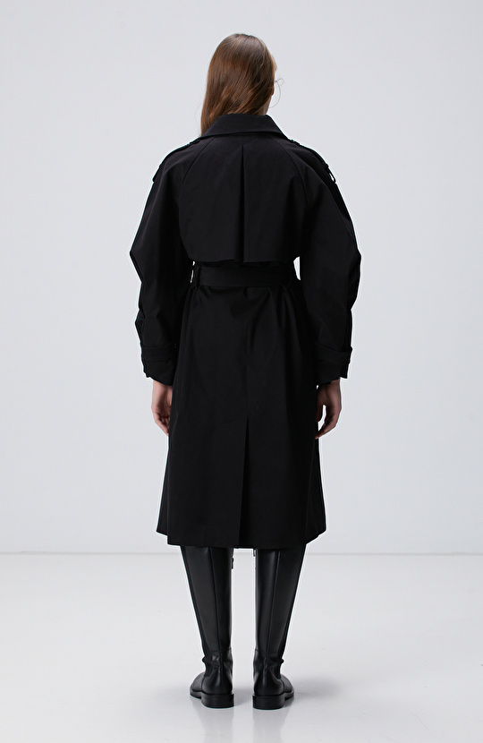 Siyah Dokuma Kemerli Trençkot