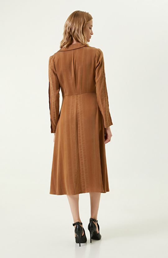Camel Elbise